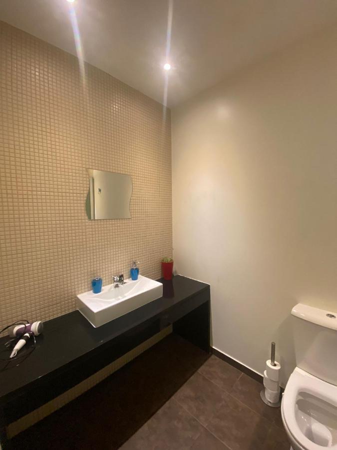 Chiado Happy Rooms Лиссабон Экстерьер фото