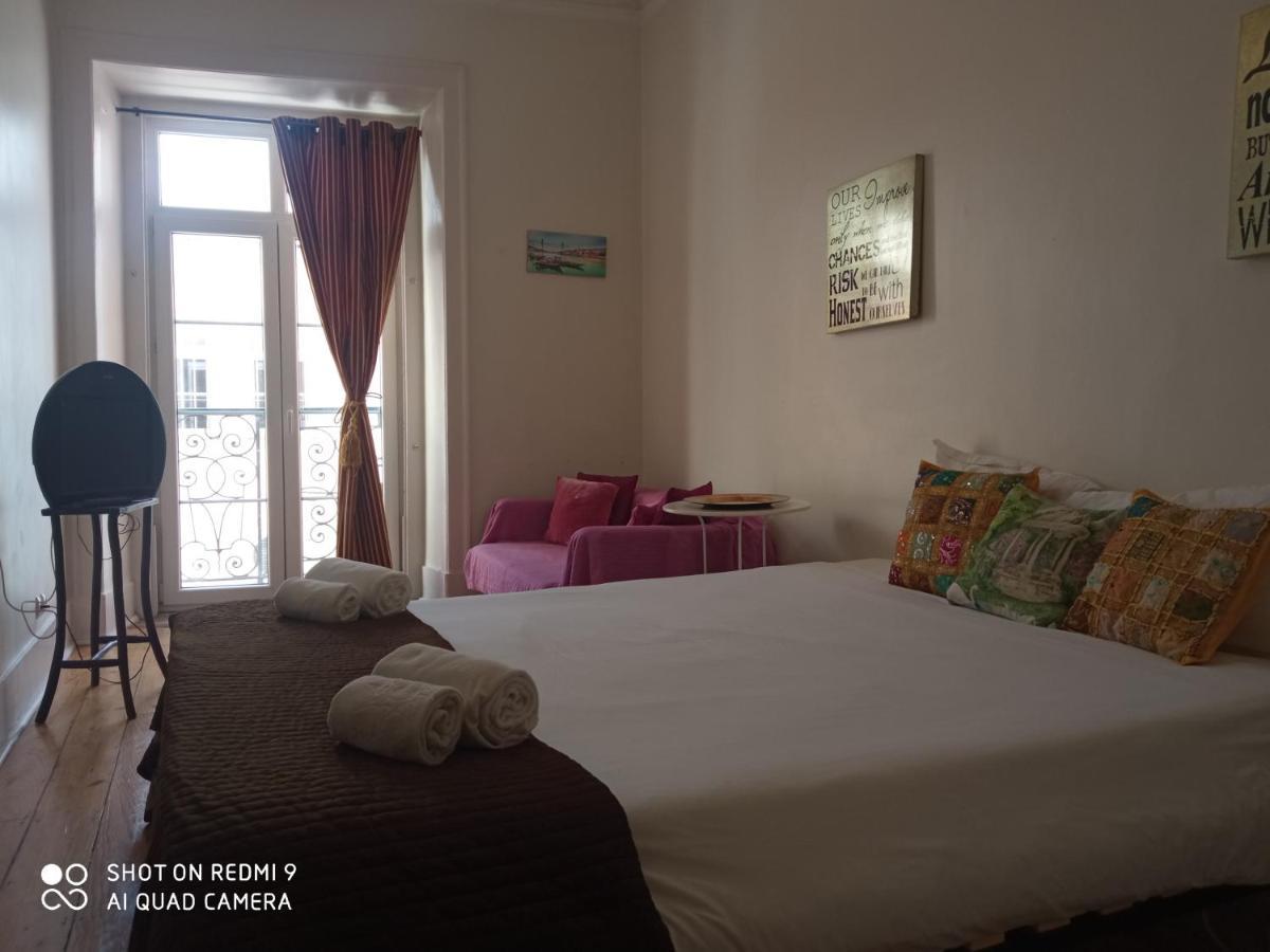 Chiado Happy Rooms Лиссабон Экстерьер фото