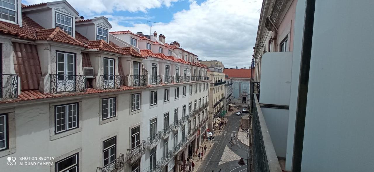 Chiado Happy Rooms Лиссабон Экстерьер фото