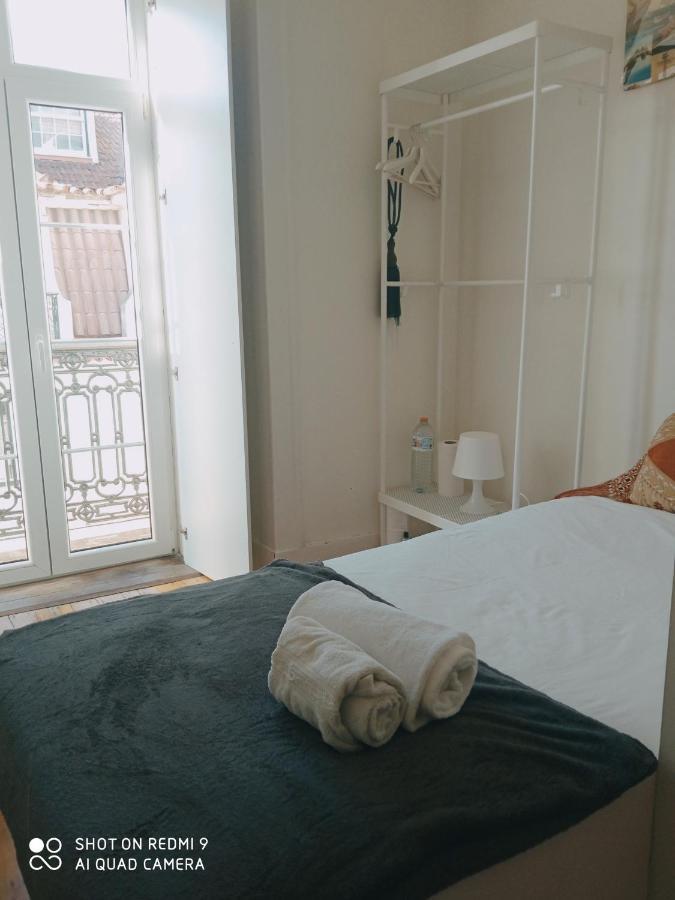 Chiado Happy Rooms Лиссабон Экстерьер фото